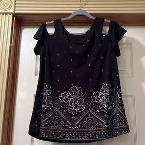 Maurices Black and White Patterned Blouse